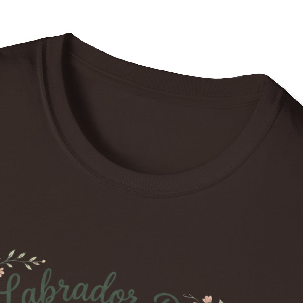 Labrador Dad T-Shirt — My Therapist Has Four Legs | Cottagecore Botanical Lab Tee